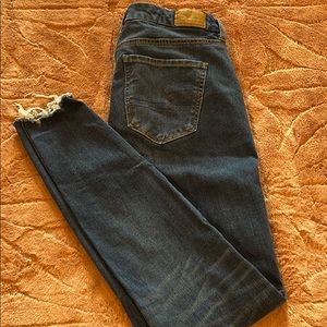 American Eagle ripped jeans